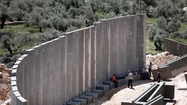 Israelul construieşte un zid gigantic la graniţa cu Libanul