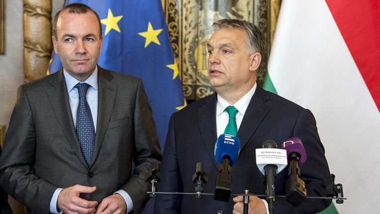 Viktor Orban nu are răspunsuri la provocările cu care se confruntă în prezent UE, afirmă Manfred Weber