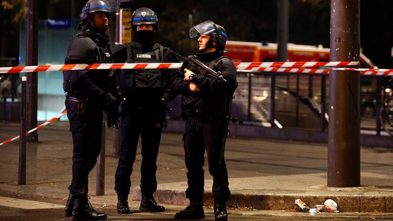 Unsprezece rețineri după un incident armat produs în Paris