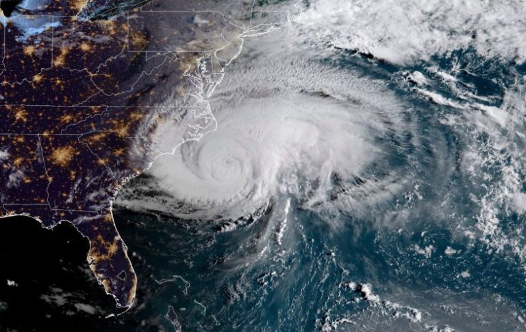 Uraganul Florence este pe cale să devasteze Carolina de Nord