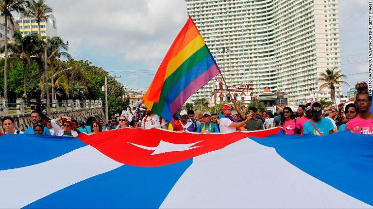 Poliţia cubaneză a întrerupt un marş neautorizat în favoarea drepturilor LGBT
