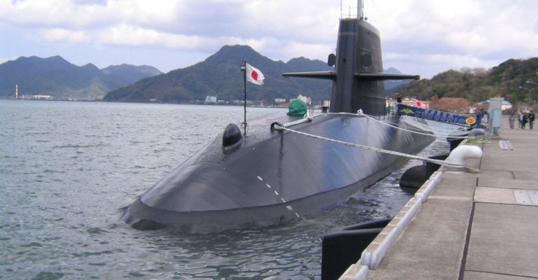 Marea Chinei de Sud ‘dă-n clocot’! Japonia trimite pentru prima dată un submarin în regiune