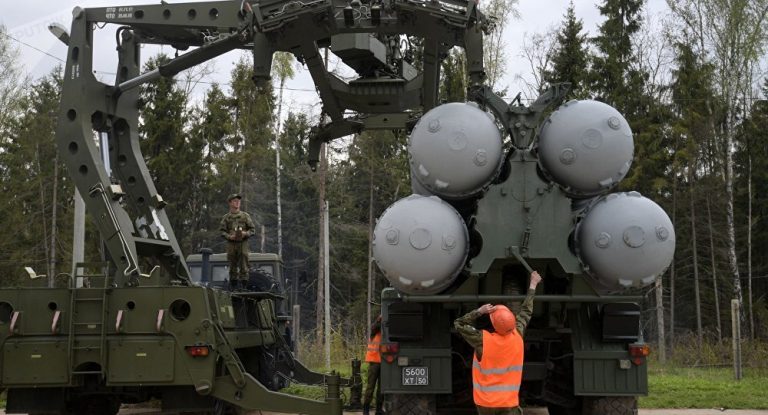 Turcii au plătit AVANSUL pentru achiziţionarea bateriilor ruseşti S-400