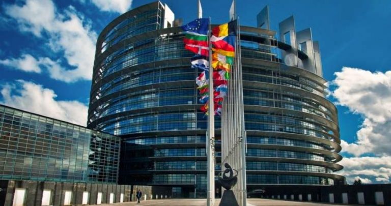 Consiliul UE anunță sancţiuni împotriva a opt persoane şi a unei entităţi responsabile de ‘încălcări grave’ ale drepturilor omului în Iran