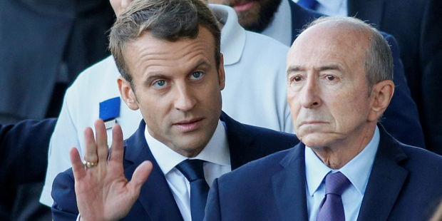 Macron acceptă pănă la urmă demisia ministrului de interne