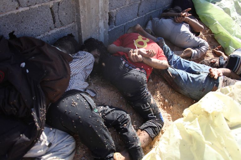 Cel puțin 25 de cadavre au fost descoperite într-un fost bastion ISIS