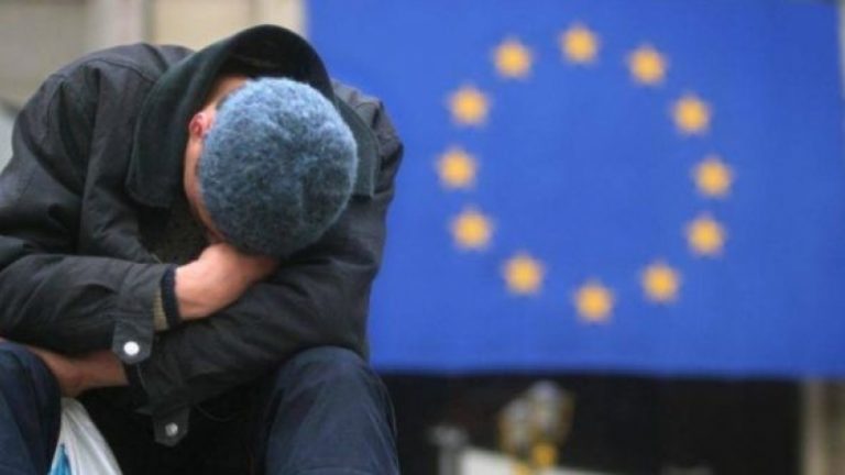 La coada Europei! Românii sunt cei mai expuşi la sărăcie şi excluziune socială. Mai rău ca noi stau doar bulgarii