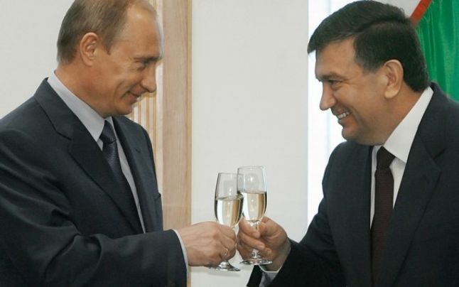 Vladimir Putin încearcă să-şi apropie şi mai mult Uzbekistanul