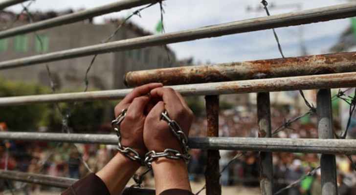 HRW denunţă relele tratamente la care sunt supuşi deţinuţii din închisorile palestiniene