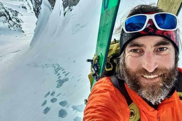 Un celebru alpinist italian a murit într-o avalanşă