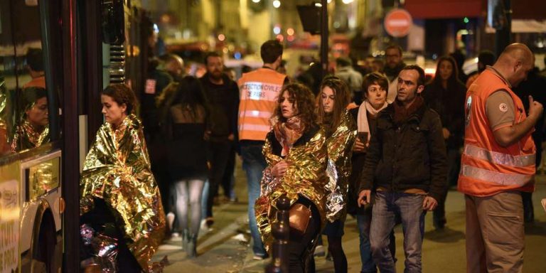 Atentatele din noiembrie 2015 de la Paris: Imagini din noaptea groazei, difuzate la proces