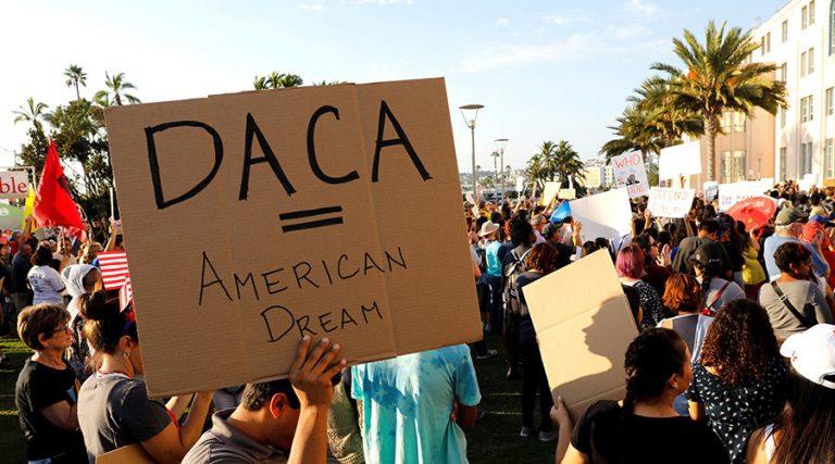 Donald Trump consideră că programul DACA pentru tinerii imigranți este “probabil mort”