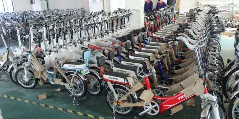 UE introduce taxe definitive pentru bicicletele electrice aduse din China