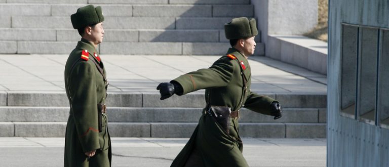 Soldatul care a dezertat în Coreea de Sud este fiul unui general al Phenianului