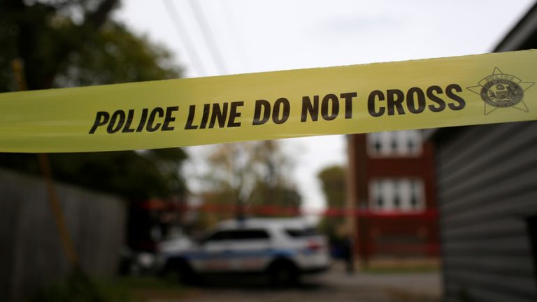 SUA: O elevă din Florida, suspectată de pregătirea unui atac armat la o școală, a fost găsită moartă