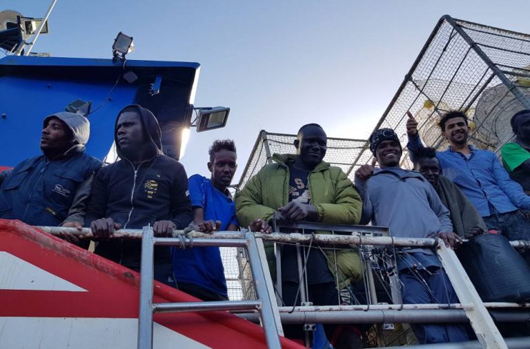 Peste 250 de migranţi din Algeria au sosit în Insulele Baleare de Crăciun
