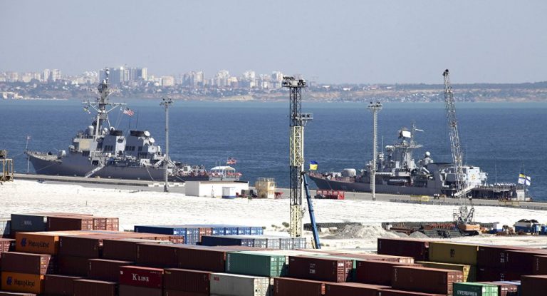 Rusia a deblocat parţial porturile ucrainene de la Marea Azov