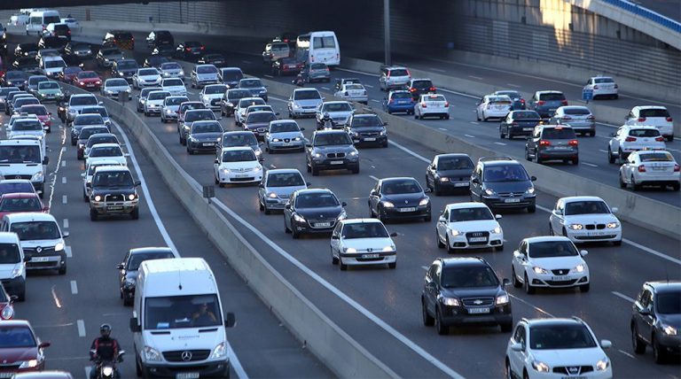 Madridul interzice circulaţia maşinilor cele mai poluante