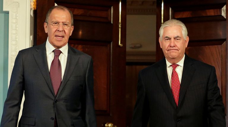 Întâlnirea dintre Tillerson şi Lavrov a fost ţinută în spatele uşilor închise – FOTO