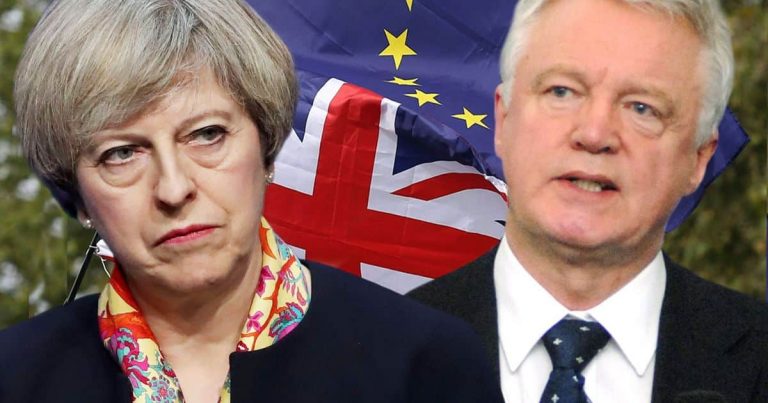 David Davis îi cere lui May să amâne votul asupra acordului Brexit