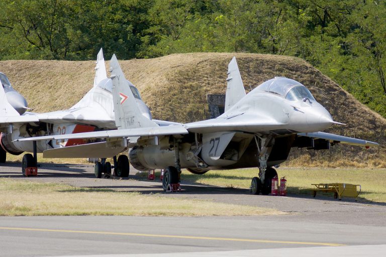 Ungaria își vinde toată flota de avioane MiG-29