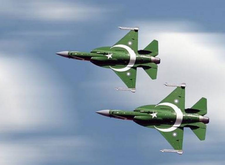 Pakistanul şi-a redeschis complet spaţiul aerian