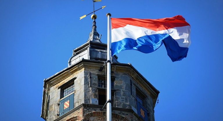 Parlamentul olandez, chemat din vacanţă după ce infectările au crescut de aproape 10 ori într-o săptămână