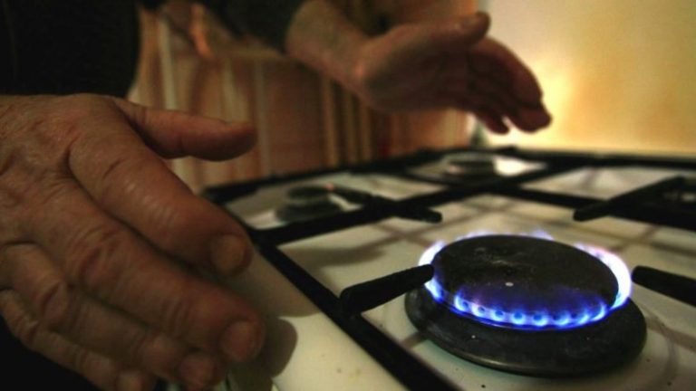 Guvernul ucrainean interzice majorarea preţului la gaze pentru consumatori înainte de alegeri