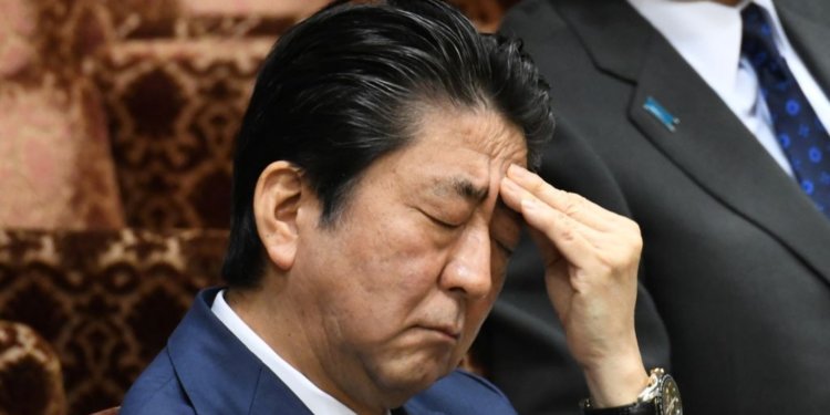 Procurorii niponi vor să-l ia la întrebări pe fostul premier, Shinzo Abe