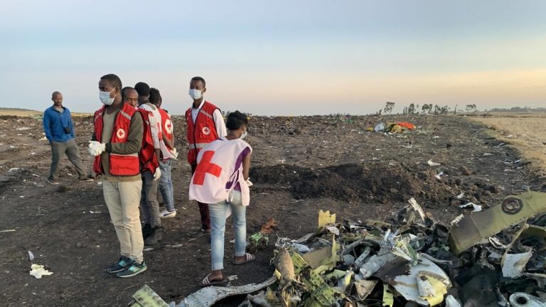 Avion prăbușit în Etiopia: Căpitanul nu ar fi fost pregătit pentru a pilota un Boeing 737 MAX