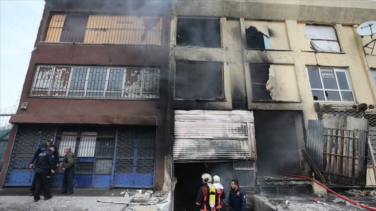 Cinci oameni au murit într-un incendiu izbucnit în capitala Turciei – VIDEO