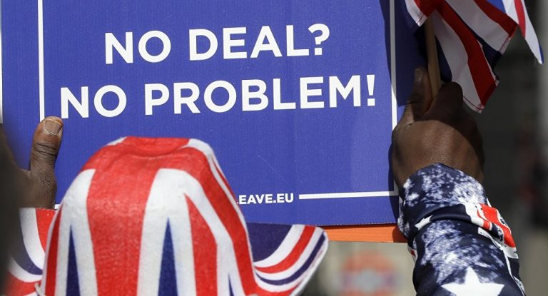 Parlamentari britanici pro-europeni încearcă să împiedice un Brexit fără acord