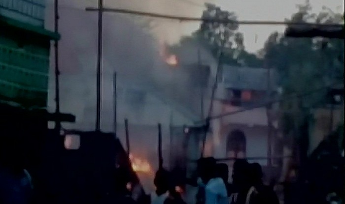 8 morţi şi cel puţin 25 de răniţi într-un incendiu la o fabrică de artificii din India – FOTO