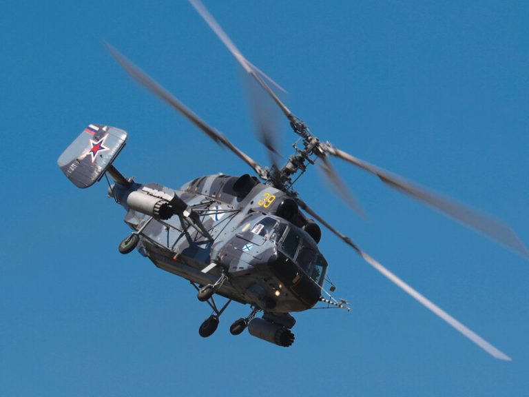 Elicopterul s-a scufundat împreună cu Serghei Kotov. GUR a interceptat conversația invadatorilor după un atac asupra navei de către cinci drone (VIDEO)