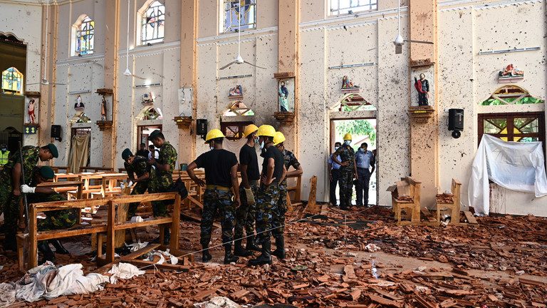 Bilanţul atacurilor din Sri Lanka a ajuns la 359 de morți; Explozie controlată în apropiere de un cinematograf în Colombo
