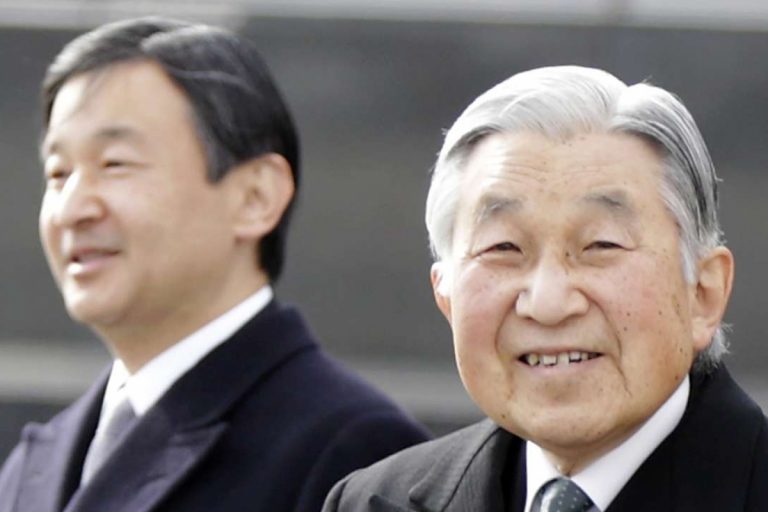 Împăratul Akihito al Japoniei și-a declarat oficial abdicarea. De la miezul nopții Naruhito va ocupa Tronul Crizantemei