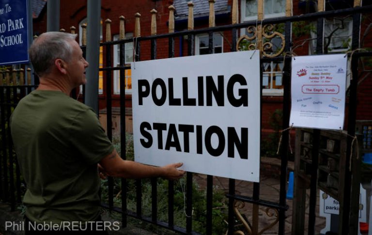 Rezultatul alegerilor locale din UK penalizează atât partidul lui May, cât și opoziția