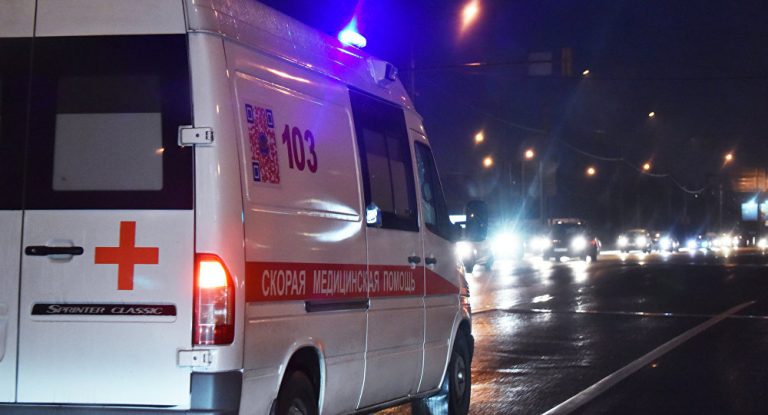 Accident în lanţ cu 25 de maşini pe o autostradă din Rusia, din cauza ceţii; 2 morți