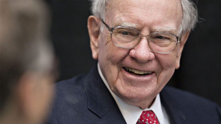 Toți cei mai bogați 10 oameni din lume au pierdut bani în 2022, cu excepția lui Warren Buffet