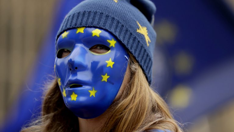 Ucraina și Balcanii bat la ușa unei Uniuni Europene aflate în plină dezbatere pe tema faptului dacă este pregătită pentru o extindere în bloc  