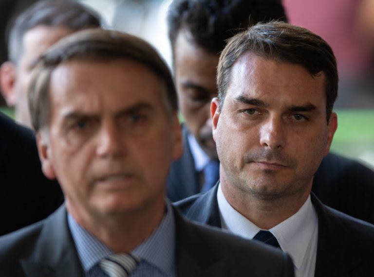 Fiul cel mare al preşedintelui brazilian Bolsonaro, pus sub acuzare pentru presupuse angajări fictive
