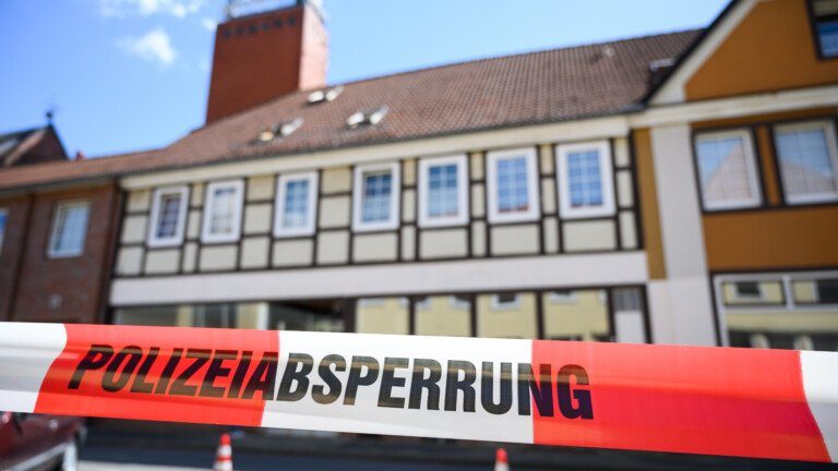 Cinci decese învăluite în mister anchetate de poliţiştii germani (FOTO/VIDEO). Victimele erau fascinate de ezoterism!