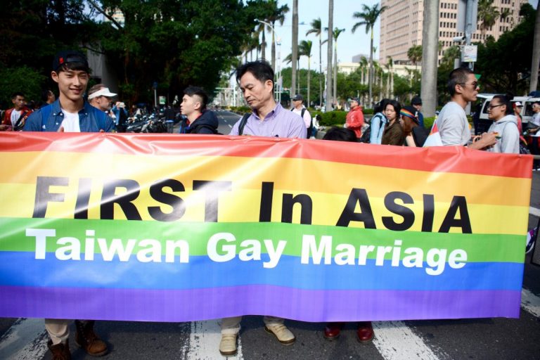 Taiwanul legalizează căsătoriile gay