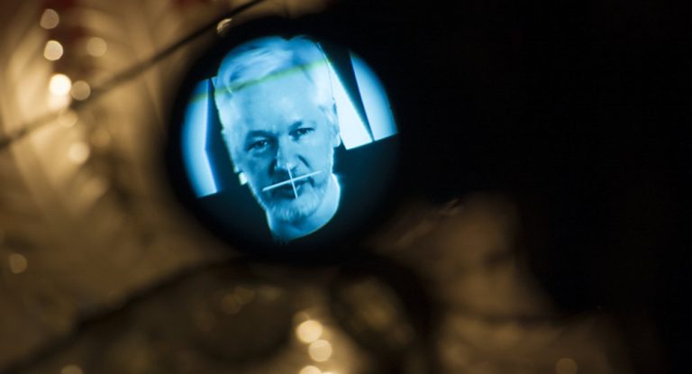SUA anunţă încă 17 capete de acuzare împotriva lui Julian Assange