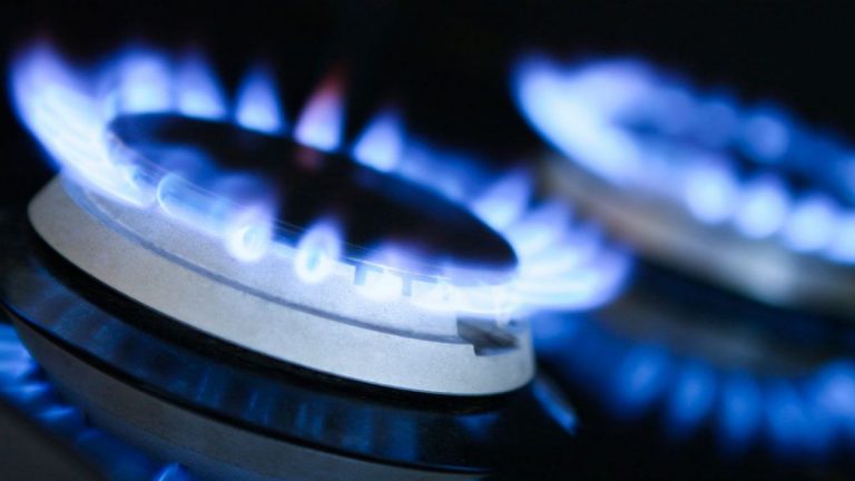 Spania PLAFONEAZĂ preţul gazelor naturale