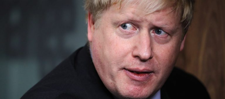 Boris Johnson riscă să fie anchetat de poliţie după petrecerea din Downing Street în plină izolare