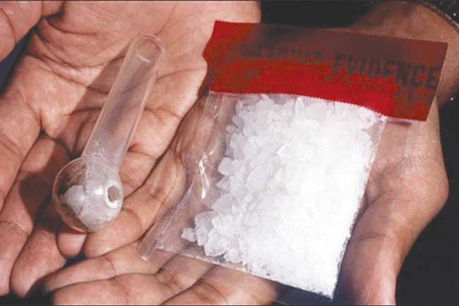Poliţia australiană a descoperit 190 de kilograme de droguri DOSITE într-o maşină de epocă