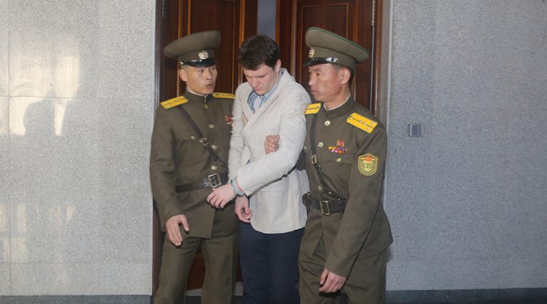 Factura de două milioane de dolari pentru tratamentul studentului decedat după detenţia în Coreea de Nord