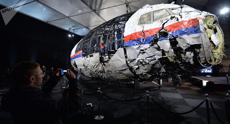 Opt ani de la doborârea zborului MH17