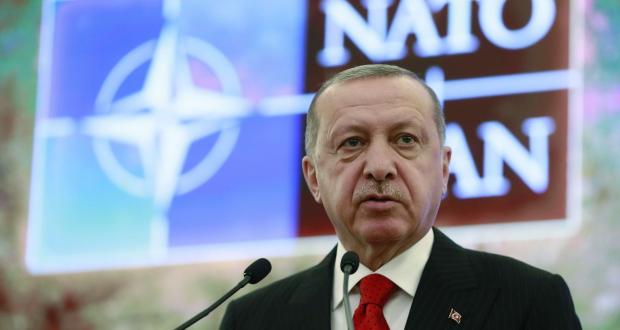 Erdogan a aprobat planul NATO de apărare, dar cere susţinerea aliaţilor în combaterea terorismului